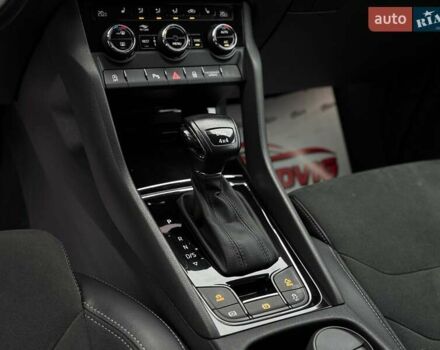 Коричневий Шкода Kodiaq, об'ємом двигуна 2 л та пробігом 100 тис. км за 28999 $, фото 45 на Automoto.ua