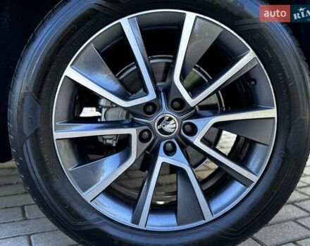 Коричневый Шкода Kodiaq, объемом двигателя 1.97 л и пробегом 89 тыс. км за 33400 $, фото 25 на Automoto.ua
