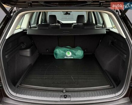 Коричневий Шкода Kodiaq, об'ємом двигуна 2 л та пробігом 100 тис. км за 28999 $, фото 55 на Automoto.ua