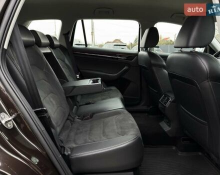 Коричневий Шкода Kodiaq, об'ємом двигуна 2 л та пробігом 100 тис. км за 28999 $, фото 60 на Automoto.ua
