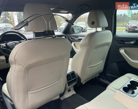 Коричневый Шкода Kodiaq, объемом двигателя 1.97 л и пробегом 74 тыс. км за 37900 $, фото 36 на Automoto.ua