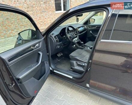 Коричневий Шкода Kodiaq, об'ємом двигуна 1.97 л та пробігом 106 тис. км за 34000 $, фото 7 на Automoto.ua