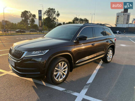 Шкода Kodiaq 2020 в Киеве на Automoto.ua Коричневый Шкода Kodiaq, объемом двигателя 2 л и пробегом 80 тыс. км за 29500 $, фото 1 на Automoto.ua