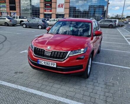 Красный Шкода Kodiaq, объемом двигателя 1.97 л и пробегом 97 тыс. км за 32000 $, фото 4 на Automoto.ua