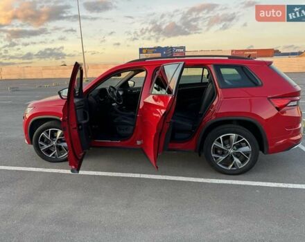 Шкода Kodiaq 2020 у Львові на Automoto.ua Червоний Шкода Kodiaq, об'ємом двигуна 1.97 л та пробігом 140 тис. км за 32000 $, фото 5 на Automoto.ua