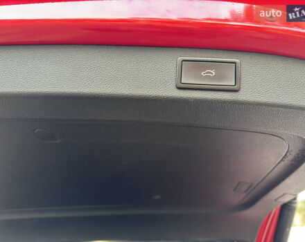 Красный Шкода Kodiaq, объемом двигателя 1.97 л и пробегом 231 тыс. км за 25500 $, фото 12 на Automoto.ua