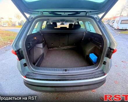 Шкода Kodiaq, объемом двигателя 2 л и пробегом 146 тыс. км за 16500 $, фото 10 на Automoto.ua