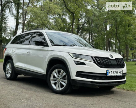 Шкода Kodiaq, объемом двигателя 2 л и пробегом 250 тыс. км за 22900 $, фото 3 на Automoto.ua