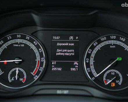Шкода Kodiaq, об'ємом двигуна 2 л та пробігом 204 тис. км за 28900 $, фото 28 на Automoto.ua