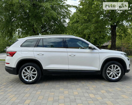 Шкода Kodiaq, объемом двигателя 2 л и пробегом 237 тыс. км за 24499 $, фото 1 на Automoto.ua