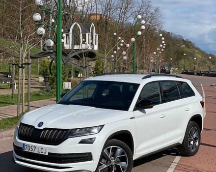 Шкода Kodiaq, объемом двигателя 2 л и пробегом 196 тыс. км за 25600 $, фото 2 на Automoto.ua