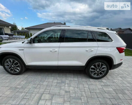 Шкода Kodiaq, объемом двигателя 2 л и пробегом 93 тыс. км за 35000 $, фото 3 на Automoto.ua