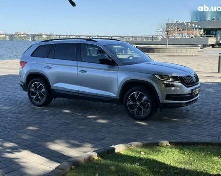 Шкода Kodiaq, об'ємом двигуна 2 л та пробігом 121 тис. км за 31000 $, фото 4 на Automoto.ua