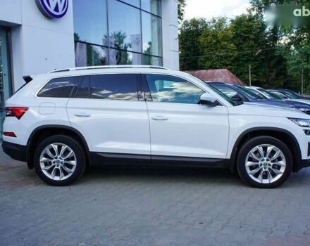 Шкода Kodiaq 2022 в Житомире на Automoto.ua Шкода Kodiaq, объемом двигателя 2 л и пробегом 132 тыс. км за 30999 $, фото 2 на Automoto.ua