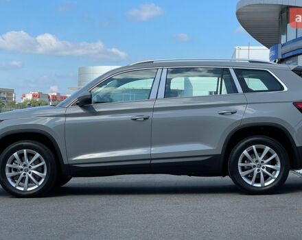 Шкода Kodiaq 2023 у Днепре (Днепропетровске) на Automoto.ua Шкода Kodiaq, об'ємом двигуна 1.97 л та пробігом 0 тис. км за 42997 $, фото 1 на Automoto.ua