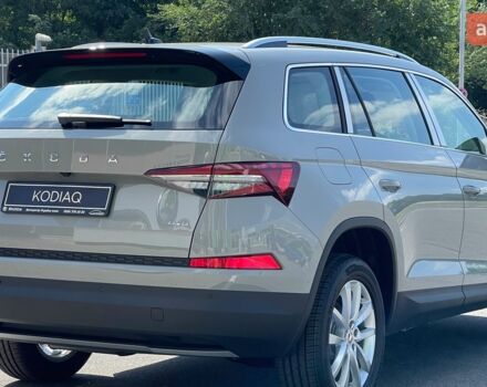 Шкода Kodiaq 2023 у Днепре (Днепропетровске) на Automoto.ua Шкода Kodiaq, об'ємом двигуна 1.97 л та пробігом 0 тис. км за 42997 $, фото 7 на Automoto.ua