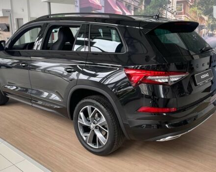 Шкода Kodiaq, об'ємом двигуна 1.97 л та пробігом 0 тис. км за 45696 $, фото 3 на Automoto.ua