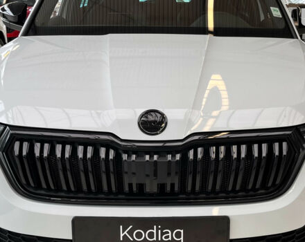 Шкода Kodiaq, об'ємом двигуна 1.97 л та пробігом 0 тис. км за 46511 $, фото 2 на Automoto.ua