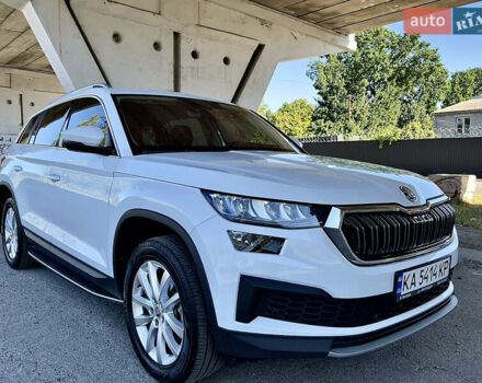 Шкода Kodiaq 2023 в Киеве на Automoto.ua Шкода Kodiaq, объемом двигателя 1.97 л и пробегом 80 тыс. км за 37997 $, фото 16 на Automoto.ua