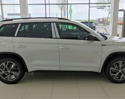 Шкода Kodiaq, об'ємом двигуна 1.97 л та пробігом 0 тис. км за 49548 $, фото 25 на Automoto.ua