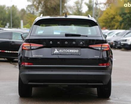 Шкода Kodiaq 2023 в Киеве на Automoto.ua Шкода Kodiaq, объемом двигателя 2 л и пробегом 90 тыс. км за 39900 $, фото 5 на Automoto.ua