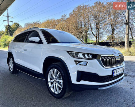 Шкода Kodiaq 2023 в Киеве на Automoto.ua Шкода Kodiaq, объемом двигателя 1.97 л и пробегом 80 тыс. км за 37997 $, фото 1 на Automoto.ua