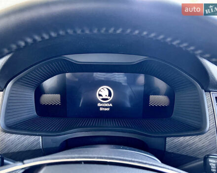 Шкода Kodiaq 2023 в Киеве на Automoto.ua Шкода Kodiaq, объемом двигателя 1.97 л и пробегом 80 тыс. км за 37997 $, фото 60 на Automoto.ua