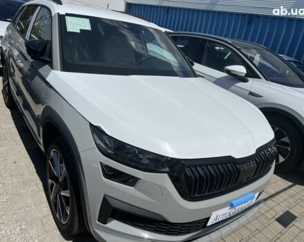 Шкода Kodiaq 2023 в Киеве на Automoto.ua Шкода Kodiaq, объемом двигателя 2 л и пробегом 0 тыс. км за 55318 $, фото 6 на Automoto.ua