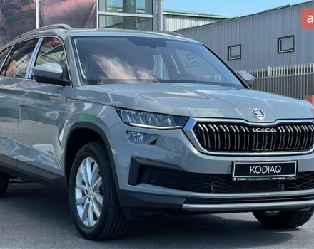 Шкода Kodiaq 2023 у Днепре (Днепропетровске) на Automoto.ua Шкода Kodiaq, об'ємом двигуна 1.97 л та пробігом 0 тис. км за 42997 $, фото 9 на Automoto.ua