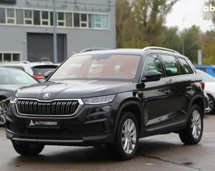Шкода Kodiaq 2023 в Киеве на Automoto.ua Шкода Kodiaq, объемом двигателя 2 л и пробегом 90 тыс. км за 39900 $, фото 2 на Automoto.ua