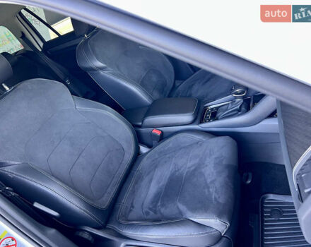 Шкода Kodiaq 2023 в Киеве на Automoto.ua Шкода Kodiaq, объемом двигателя 1.97 л и пробегом 80 тыс. км за 37997 $, фото 42 на Automoto.ua