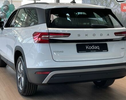 купити нове авто Шкода Kodiaq 2024 року від офіційного дилера Прага Авто на Кільцевій Шкода фото