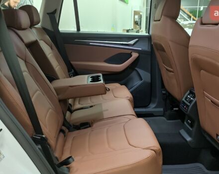 Шкода Kodiaq, об'ємом двигуна 1.98 л та пробігом 0 тис. км за 39928 $, фото 32 на Automoto.ua