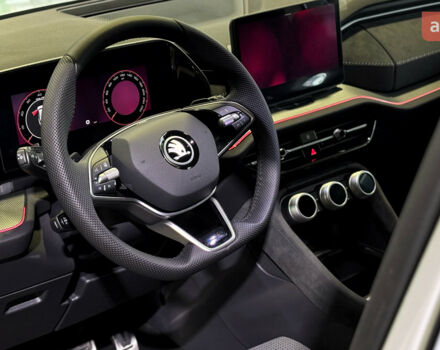 Шкода Kodiaq 2024 в Полтаве на Automoto.ua Шкода Kodiaq, объемом двигателя 1.98 л и пробегом 0 тыс. км за 49621 $, фото 6 на Automoto.ua
