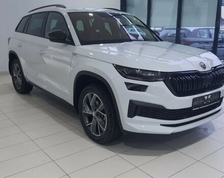 Шкода Kodiaq, об'ємом двигуна 1.98 л та пробігом 0 тис. км за 43953 $, фото 3 на Automoto.ua