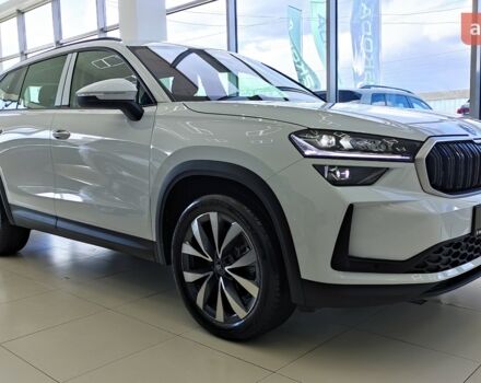 Шкода Kodiaq 2025 у Кропивницькому (Кіровограді) на Automoto.ua Шкода Kodiaq, об'ємом двигуна 1.98 л та пробігом 0 тис. км за 45605 $, фото 2 на Automoto.ua