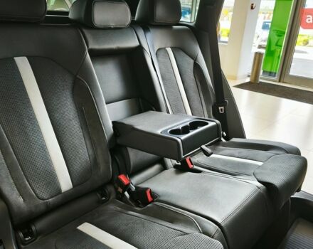 Шкода Kodiaq 2025 у Кропивницькому (Кіровограді) на Automoto.ua Шкода Kodiaq, об'ємом двигуна 1.98 л та пробігом 0 тис. км за 50362 $, фото 43 на Automoto.ua