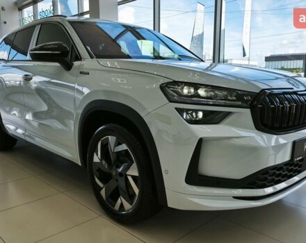 Шкода Kodiaq 2025 у Кропивницькому (Кіровограді) на Automoto.ua Шкода Kodiaq, об'ємом двигуна 1.97 л та пробігом 0 тис. км за 51737 $, фото 2 на Automoto.ua