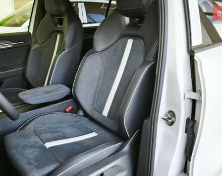 Шкода Kodiaq 2025 у Кропивницькому (Кіровограді) на Automoto.ua Шкода Kodiaq, об'ємом двигуна 1.97 л та пробігом 0 тис. км за 51737 $, фото 15 на Automoto.ua