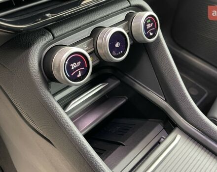 Шкода Kodiaq 2025 в Киеве на Automoto.ua Шкода Kodiaq, объемом двигателя 1.97 л и пробегом 0 тыс. км за 46473 $, фото 25 на Automoto.ua