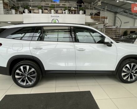 Шкода Kodiaq 2025 в Киеве на Automoto.ua Шкода Kodiaq, объемом двигателя 1.97 л и пробегом 0 тыс. км за 46473 $, фото 15 на Automoto.ua