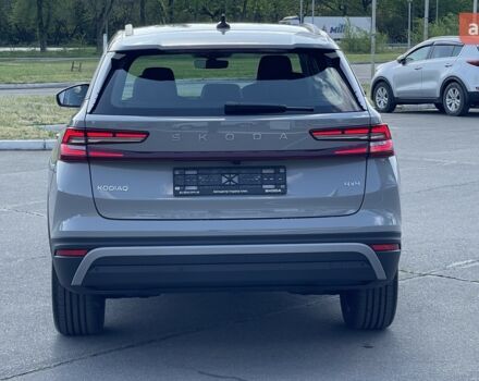 Шкода Kodiaq 2025 в Днепре (Днепропетровске) на Automoto.ua Шкода Kodiaq, объемом двигателя 1.98 л и пробегом 0 тыс. км за 40557 $, фото 16 на Automoto.ua