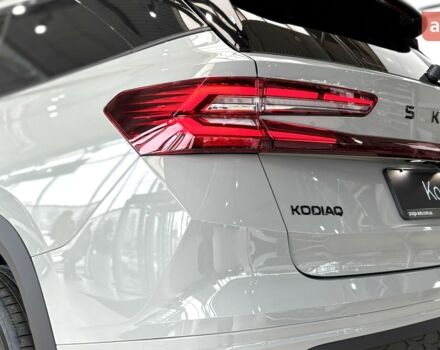 Шкода Kodiaq 2025 в Киеве на Automoto.ua Шкода Kodiaq, объемом двигателя 1.97 л и пробегом 0 тыс. км за 51286 $, фото 3 на Automoto.ua