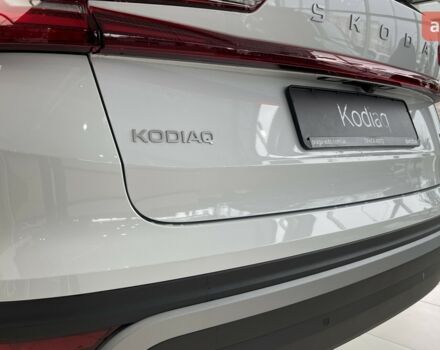 Шкода Kodiaq 2025 в Киеве на Automoto.ua Шкода Kodiaq, объемом двигателя 1.97 л и пробегом 0 тыс. км за 46473 $, фото 13 на Automoto.ua