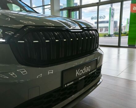 Шкода Kodiaq 2025 у Кропивницькому (Кіровограді) на Automoto.ua Шкода Kodiaq, об'ємом двигуна 1.98 л та пробігом 0 тис. км за 50362 $, фото 4 на Automoto.ua
