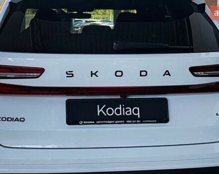Шкода Kodiaq 2025 в Днепре (Днепропетровске) на Automoto.ua Шкода Kodiaq, объемом двигателя 1.98 л и пробегом 0 тыс. км за 47042 $, фото 3 на Automoto.ua