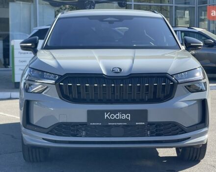 Шкода Kodiaq 2025 в Днепре (Днепропетровске) на Automoto.ua Шкода Kodiaq, объемом двигателя 1.97 л и пробегом 0 тыс. км за 50873 $, фото 5 на Automoto.ua