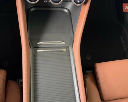 Шкода Kodiaq 2025 в Харькове на Automoto.ua Шкода Kodiaq, объемом двигателя 1.97 л и пробегом 0 тыс. км за 45874 $, фото 24 на Automoto.ua