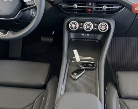 Шкода Kodiaq 2025 в Днепре (Днепропетровске) на Automoto.ua Шкода Kodiaq, объемом двигателя 1.97 л и пробегом 0 тыс. км за 49394 $, фото 12 на Automoto.ua