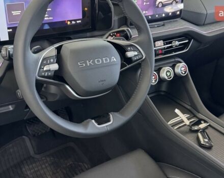 Шкода Kodiaq 2025 в Днепре (Днепропетровске) на Automoto.ua Шкода Kodiaq, объемом двигателя 1.97 л и пробегом 0 тыс. км за 49394 $, фото 8 на Automoto.ua